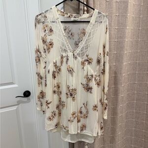 Taylor & Sage Boho Floral Lace V-Neck Dress